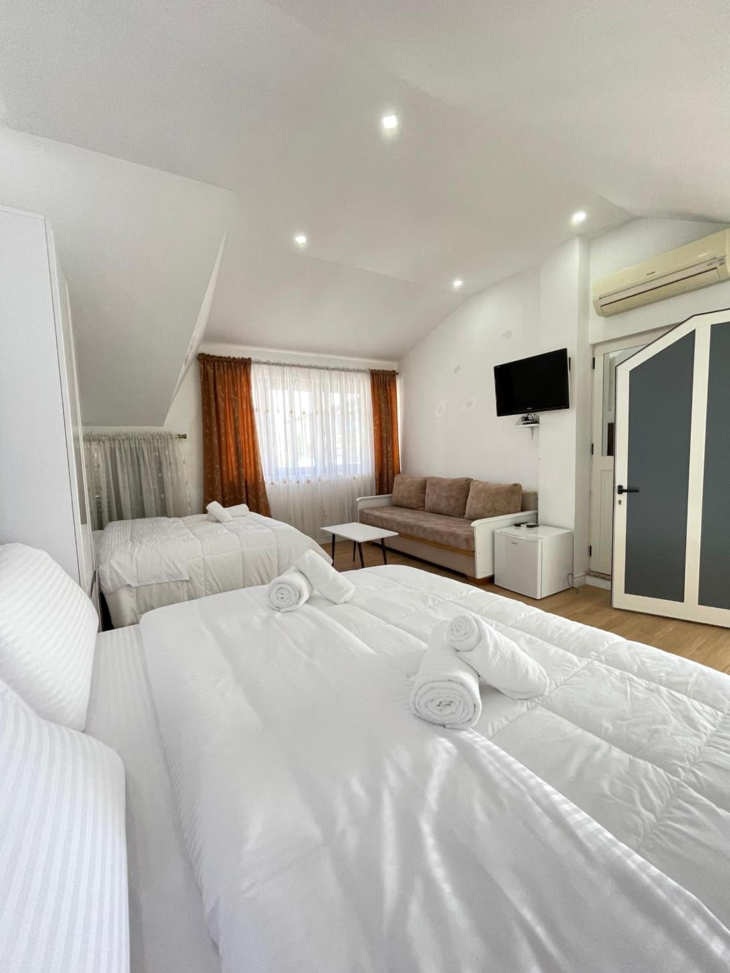 Vila Nela Shkoder Ngoại thất bức ảnh