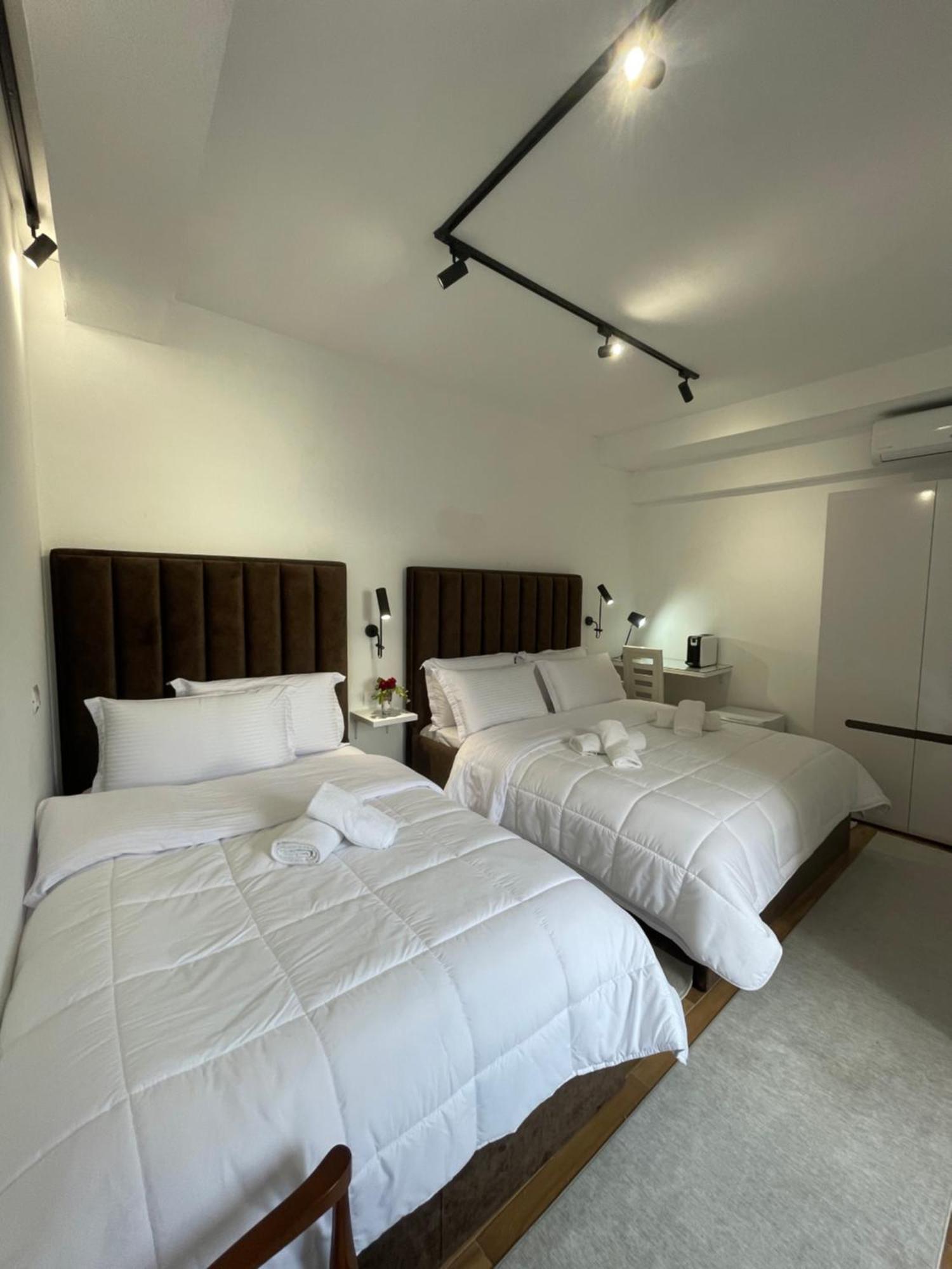 Vila Nela Shkoder Ngoại thất bức ảnh
