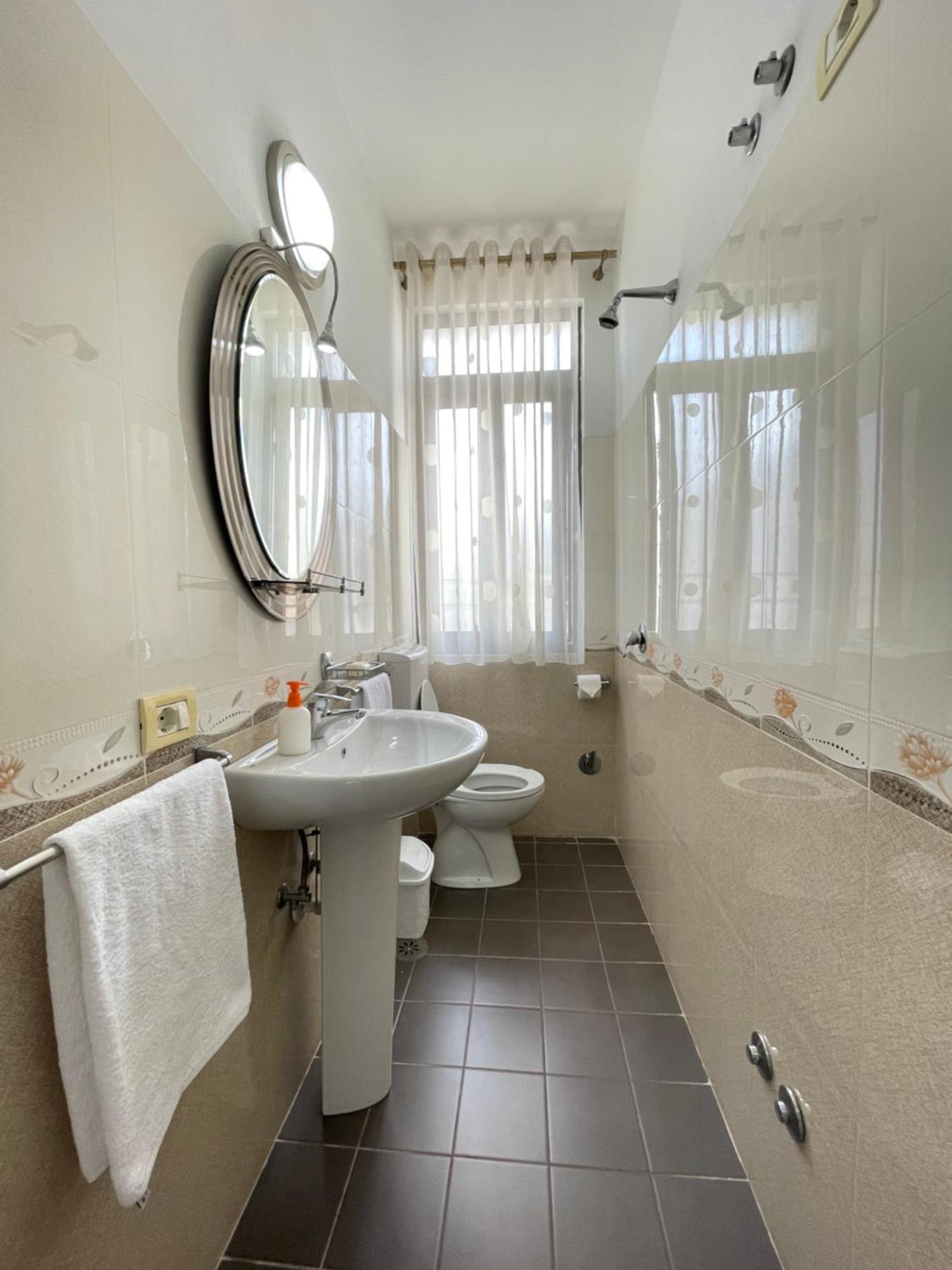 Vila Nela Shkoder Ngoại thất bức ảnh